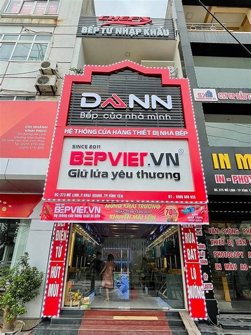 Quy trình sản xuất bảng hiệu mica: Từ thiết kế đến lắp đặt Lên ý tưởng và thiết kế bảng hiệu