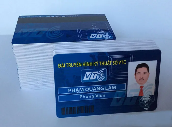 Mau the nhan vien dep36