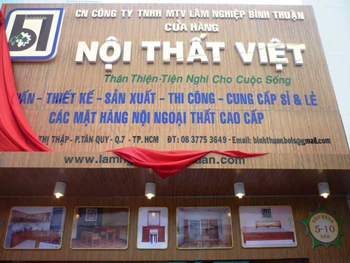 Thiết Kế Bảng Hiệu Bảng hiệu công ty nội thất được thiết kế, thi công tỉ mỉ, chuyên nghiệp bởi đơn vị làm bảng hiệu uy tín