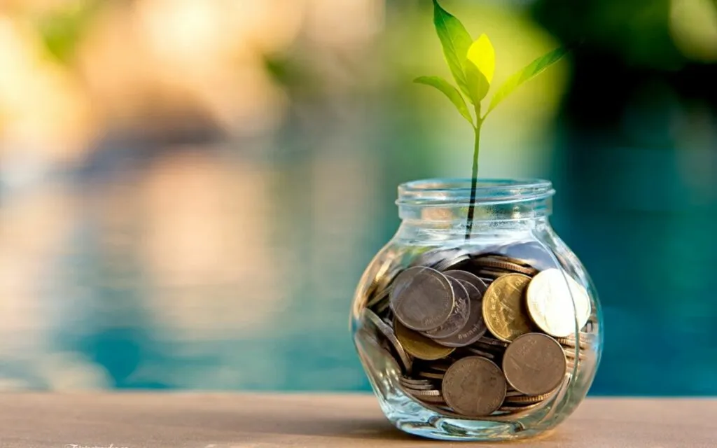 Bí Quyết Thu Hút Tài Lộc: 99+ Hình Nền May Mắn Cho Điện Thoại & Máy Tính Hình nền may mắn không chỉ là một bức ảnh đẹp mắt mà còn là công cụ phong thủy giúp kích hoạt năng lượng tích cực trong cuộc sống