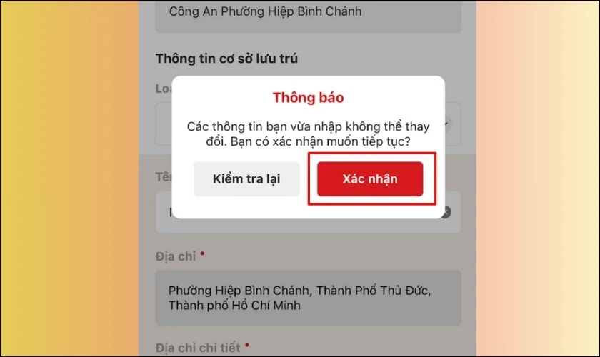 Không cần đi lại! Đăng ký tạm trú online ngay và luôn. Nhấn Xác nhận thay đổi thông tin đăng ký tạm trú