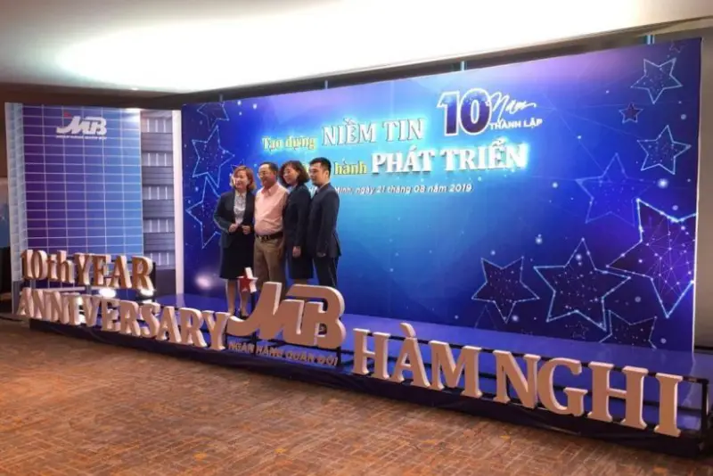 Thi công backdrop thi cong backdrop 2