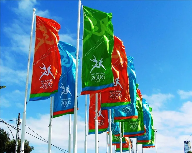 In Cờ Vải Vải Phi Bóng