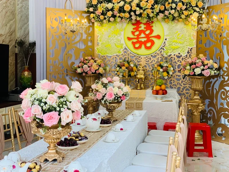 Trang trí gia tiên Mẫu gia tiên trắng – xanh sang trọng